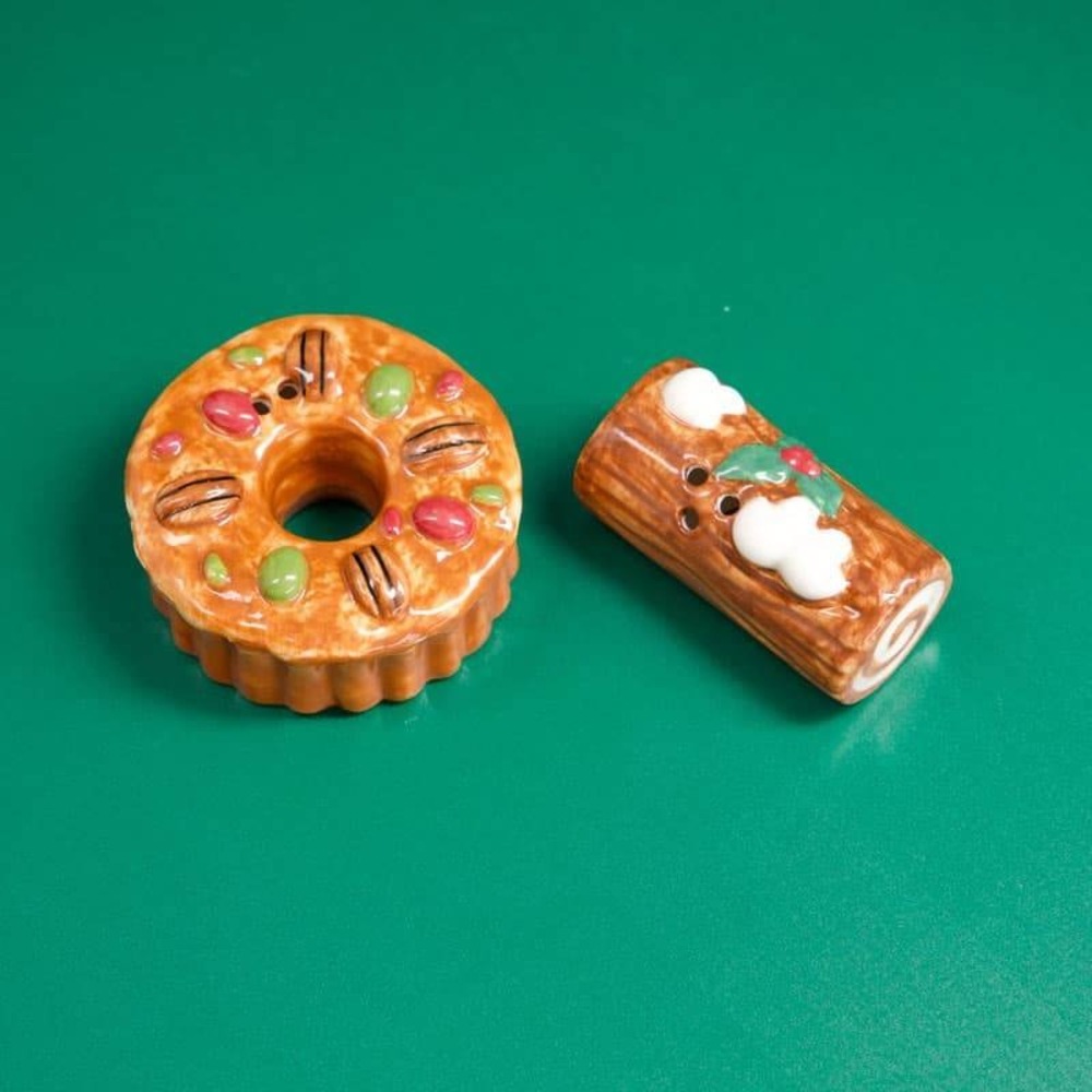 Christmas Holiday Mini Fruit Cake and Yule Log Salt and Pepper Shakers